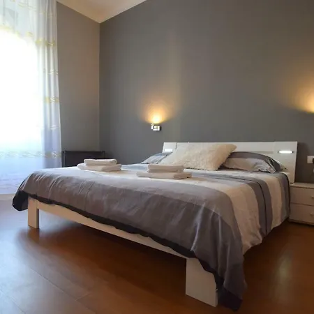 Apartment M *
