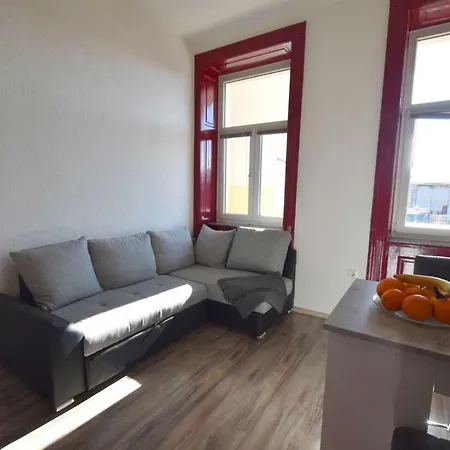 M Apartment *